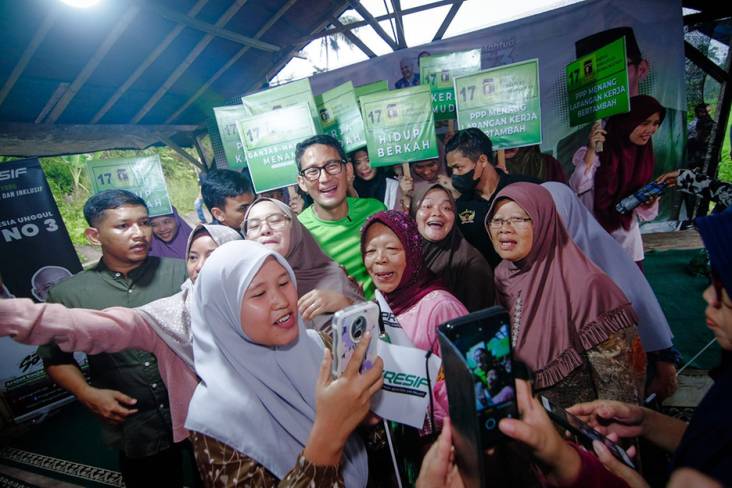 Gelar Sembako Murah di tempat di Sukabumi, Sandiaga Ungkap Rencana Unggulan Bagian Kondisi Keuangan Ganjar-Mahfud